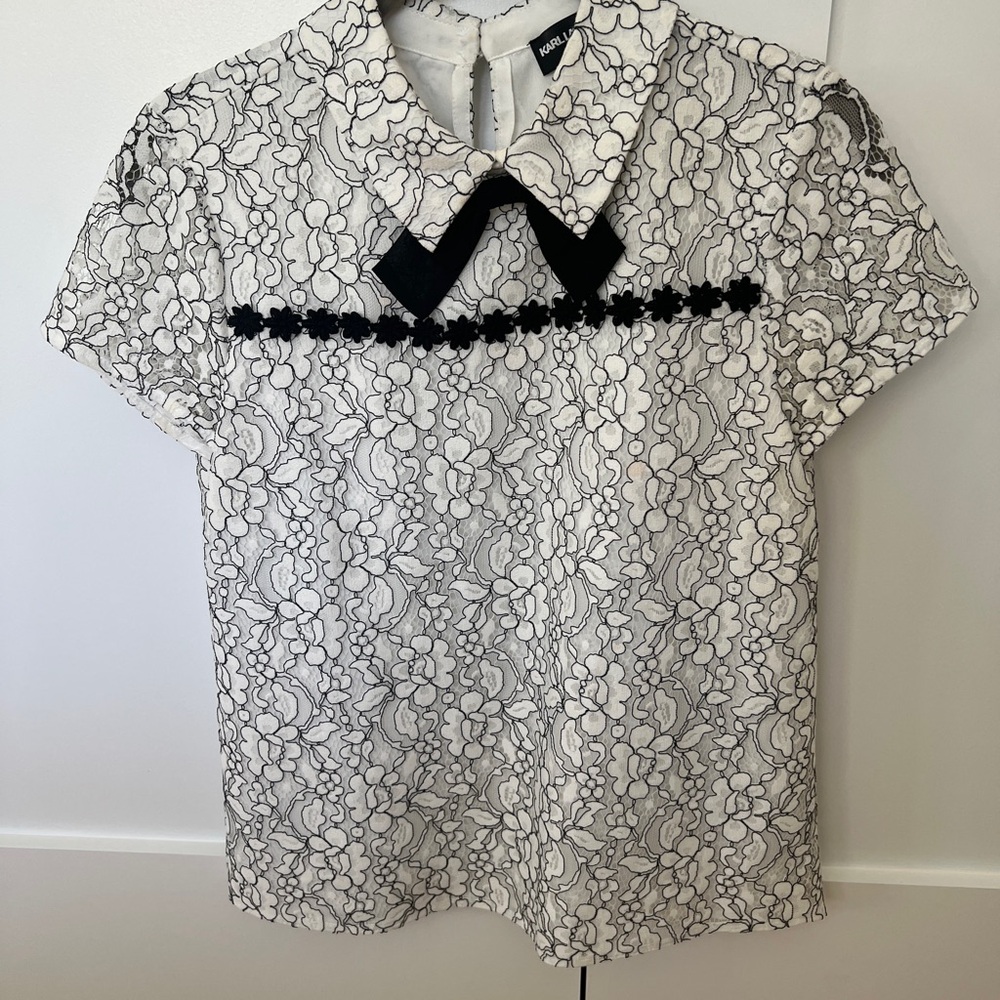 Karl Lagerfeld Black & White Lace Floral Blouse [Size 2]